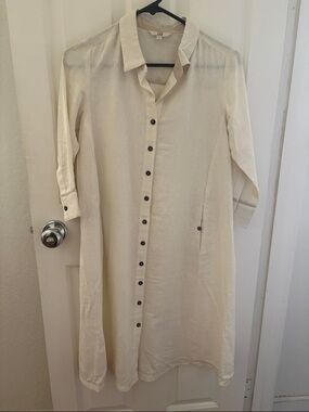 Brand new - ivory linen-ey shirt dress pockets - small video of dress in photos